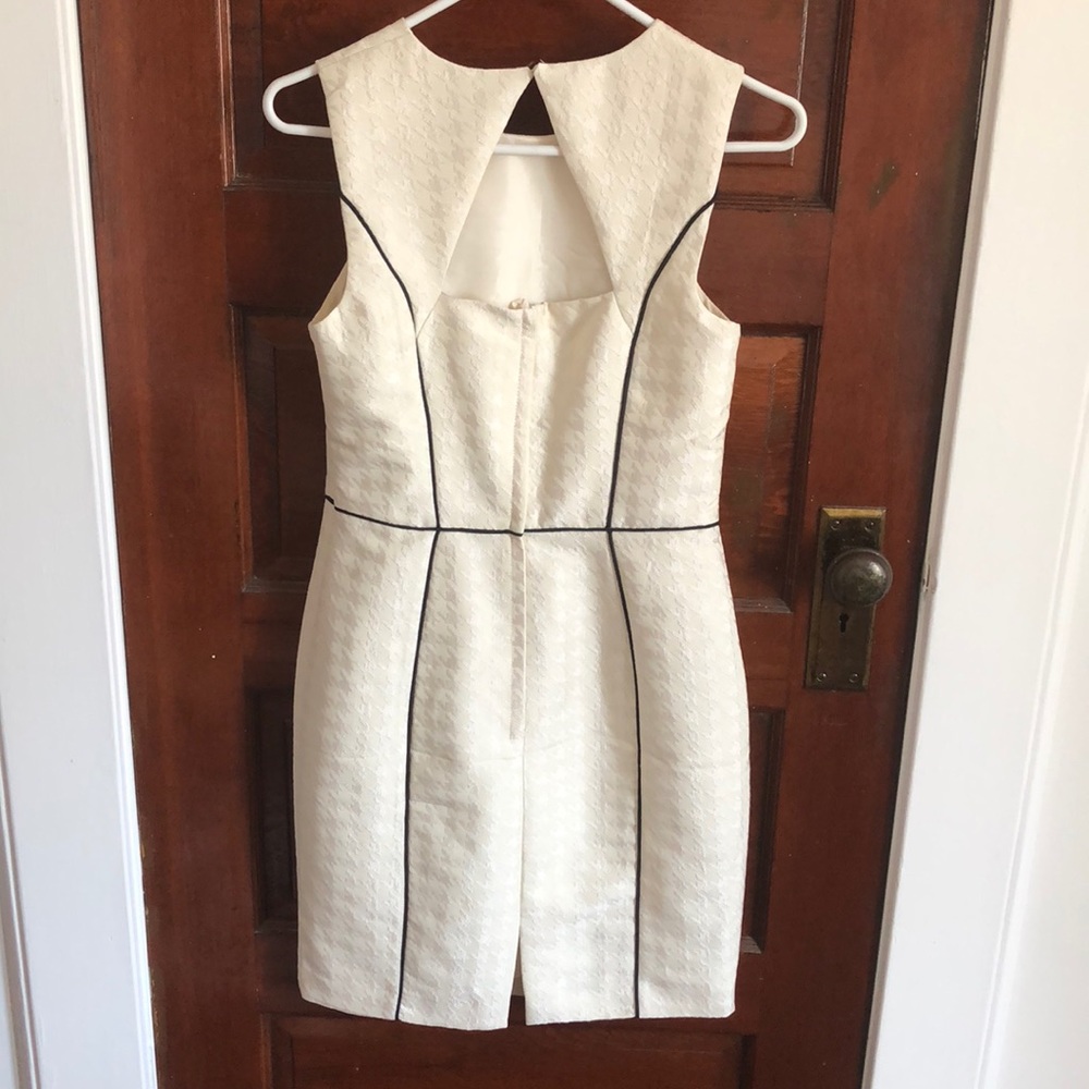 H&M WHITE SHIFT DRESS - SIZE 6 - Picture 6 of 6